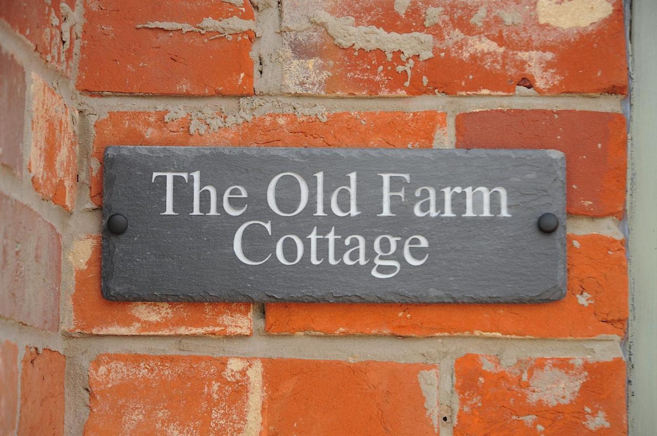 Northlands Farm - Old Farm Cottage Чичестер Экстерьер фото